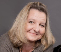 Sandra Tea - Energiearbeit & Blockadenlösung - Spiritualität - Jenseitskontakte - Berufung & Lebensaufgabe - Trauerbewältigung